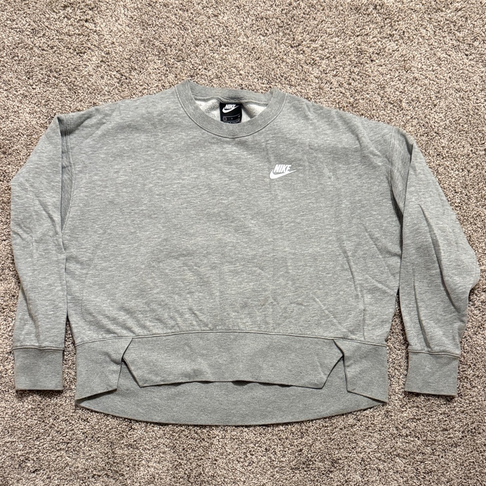 Nike Light Gray Crewneck Sweatshirt